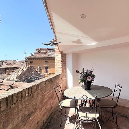 Il Terrazzo Di Tolomei Siena Luaran gambar