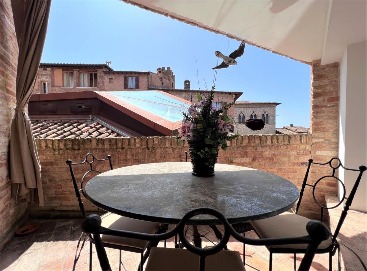 Il Terrazzo Di Tolomei Siena Luaran gambar