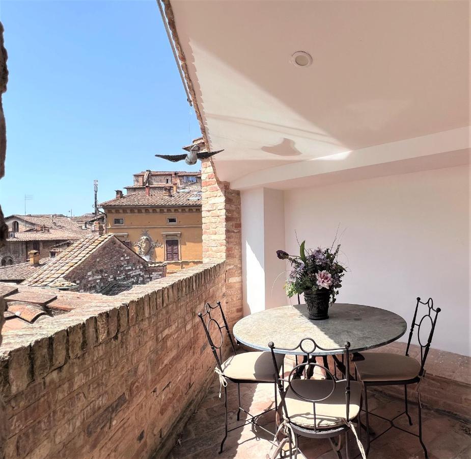 Il Terrazzo Di Tolomei Siena Luaran gambar